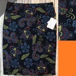 Lularoe Cassie!